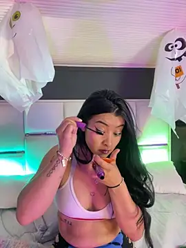 BellaFernandez   online show from October 2025 11:56:02 AM