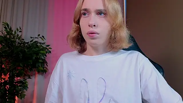 BarbieRichy online show from October 2025 05:35:02 AM