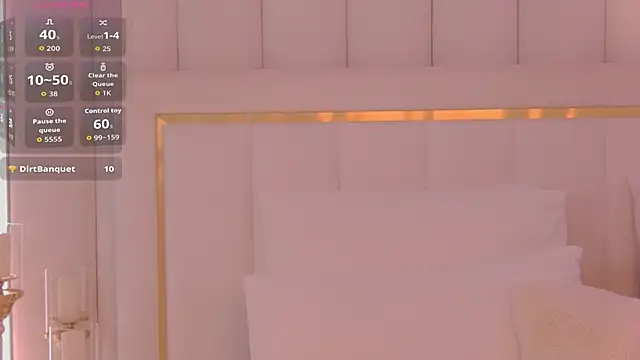 Snapshot of AriellaMelo chatting on October 2025 03:03:02 AM AriellaMelo online show from October 2025 03:03:02 AM