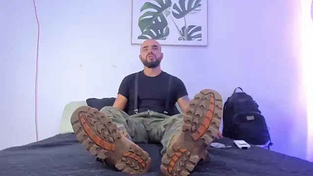 Snapshot of Maximo_Di_Santi chatting on October 2025 08:00:02 PM Maximo Di Santi online show from October 2025 08:00:02 PM