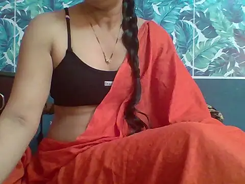 Snapshot of Marathi_q4een01 chatting on October 2025 04:09:02 AM Marathi q4een01 online show from October 2025 04:09:02 AM