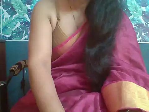 Snapshot of Marathi_q4een01 chatting on October 2025 04:24:01 AM Marathi q4een01 online show from October 2025 04:24:01 AM