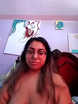 Lovelyrainn online show from September 2025 02:40:02 PM