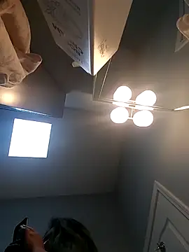 Lovelyrainn online show from September 2025 03:26:02 PM