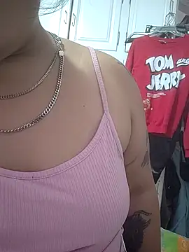 Lovelyrainn online show from October 2025 01:58:01 PM