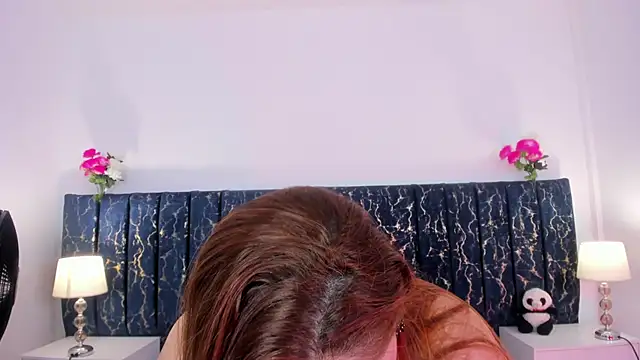 katte landerr online show from April 2026 01:42:02 PM