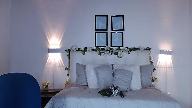 Snapshot of Megan_05_ chatting on October 2025 06:19:01 PM Megan 05 online show from October 2025 06:19:01 PM