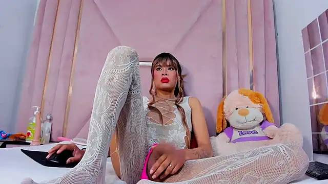 jazmin waked online show from October 2025 03:09:02 AM