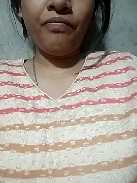 Snapshot of Snehabeauti chatting on November 2025 07:02:02 PM Snehabeauti online show from November 2025 07:02:02 PM