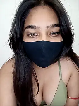 Snapshot of Snehabeauti chatting on February 2026 09:30:01 AM Snehabeauti online show from February 2026 09:30:01 AM