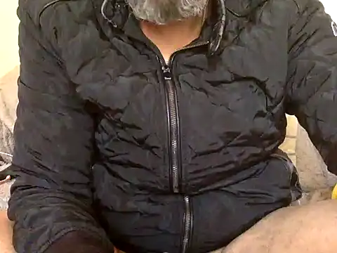 CaiBull online show from March 2026 10:32:01 AM