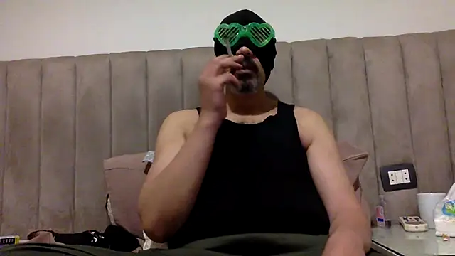 CaiBull online show from June 2026 08:23:01 PM