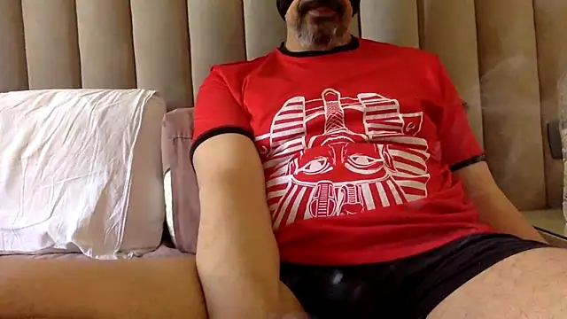 CaiBull online show from June 2026 06:44:01 AM