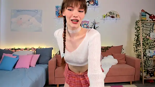 Zoe Vee online show from June 2026 03:33:02 AM