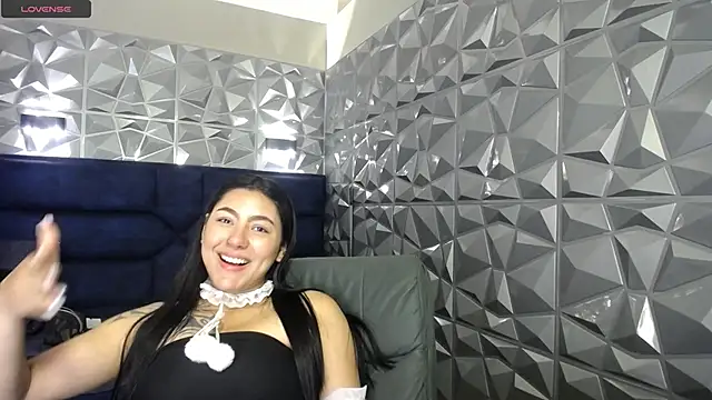 Snapshot of Megara_25 chatting on March 2026 05:07:02 PM Megara 25 online show from March 2026 05:07:02 PM