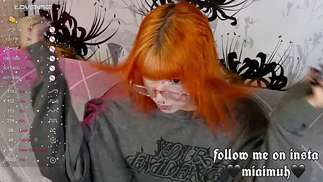 mia  yui online show from September 2025 10:43:01 PM