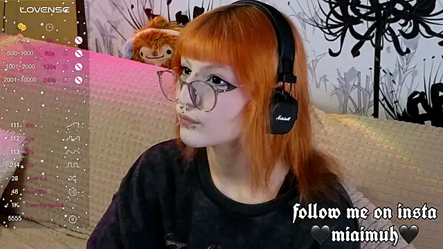 mia  yui online show from September 2025 07:29:01 AM