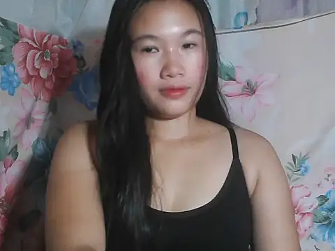 Snapshot of Katie_Winslet chatting on October 2025 11:19:01 AM Katie Winslet online show from October 2025 11:19:01 AM