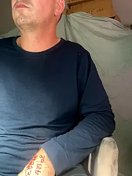 Snapshot of 2playforeplay chatting on November 2025 11:46:01 AM 2playforeplay online show from November 2025 11:46:01 AM