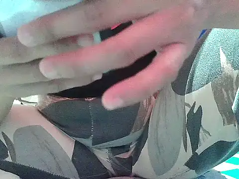 Snapshot of Ayiesha chatting on September 2025 03:23:02 PM Ayiesha online show from September 2025 03:23:02 PM