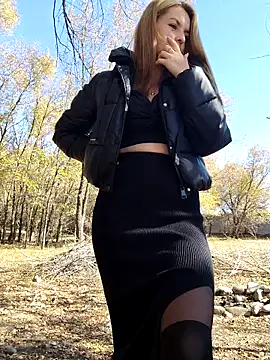 YOOUR EVAA online show from October 2025 07:39:01 AM