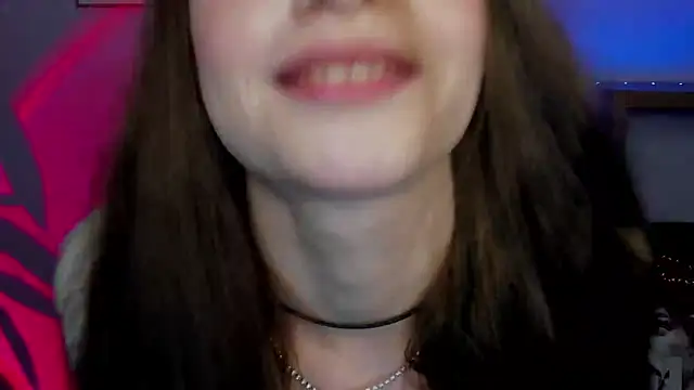 Snapshot of LuxMaya chatting on October 2025 07:28:01 AM LuxMaya online show from October 2025 07:28:01 AM