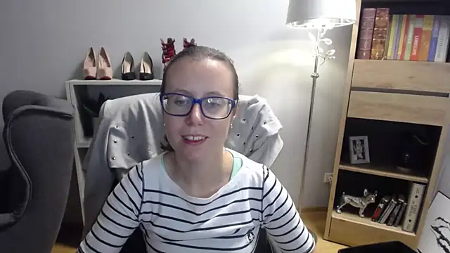 Snapshot of sweetxLizzy chatting on September 2025 04:23:02 AM sweetxLizzy online show from September 2025 04:23:02 AM