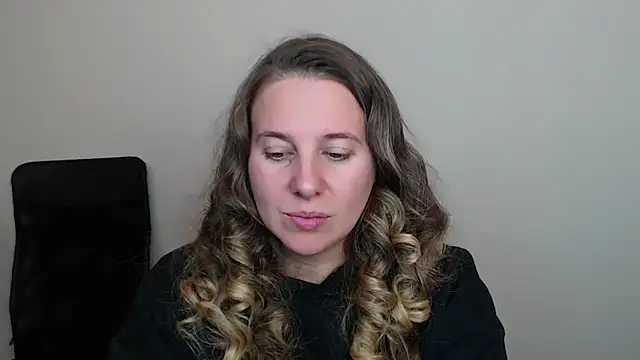 Snapshot of Darklure_ chatting on October 2025 04:40:02 PM Darklure online show from October 2025 04:40:02 PM