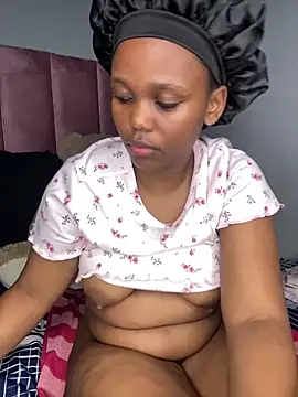 Snapshot of Abby_108 chatting on December 2025 06:06:01 AM Abby 108 online show from December 2025 06:06:01 AM