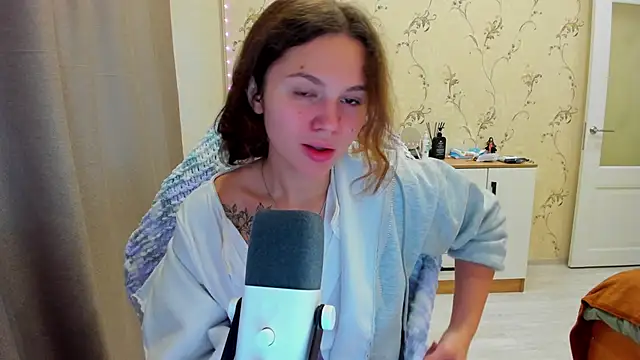 Snapshot of yourdreamm_ chatting on October 2025 06:11:02 AM yourdreamm online show from October 2025 06:11:02 AM