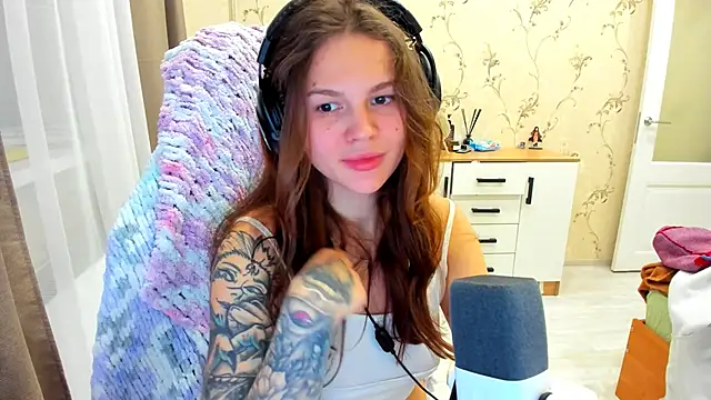 Snapshot of yourdreamm_ chatting on October 2025 02:50:02 PM yourdreamm online show from October 2025 02:50:02 PM