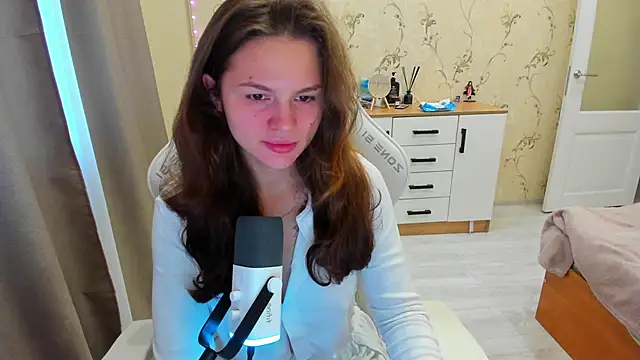 Snapshot of yourdreamm_ chatting on October 2025 07:08:01 AM yourdreamm online show from October 2025 07:08:01 AM