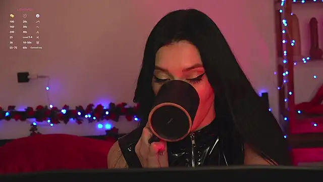 Olivia Faye online show from April 2026 08:57:02 PM