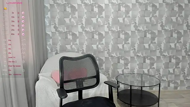 Snapshot of Kseni_a chatting on November 2025 11:32:02 AM Kseni a online show from November 2025 11:32:02 AM