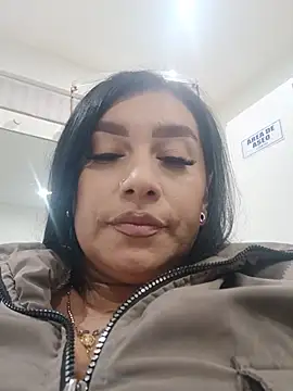 Naomi Braunx online show from July 2026 11:38:01 AM