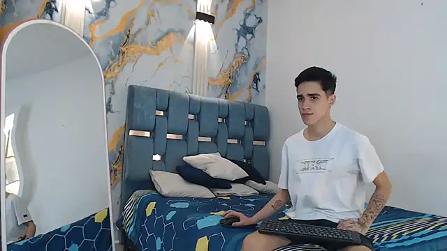 TWINKS BOYS1 online show from February 2026 07:29:01 PM