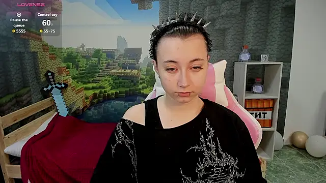 Snapshot of ClaraParks chatting on March 2026 07:20:02 PM ClaraParks online show from March 2026 07:20:02 PM