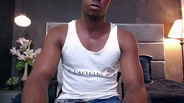 Snapshot of blackbignude chatting on October 2025 01:30:02 AM blackbignude online show from October 2025 01:30:02 AM