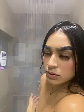 Snapshot of Dakota-Mitchell chatting on December 2025 11:10:01 PM Dakota-Mitchell online show from December 2025 11:10:01 PM