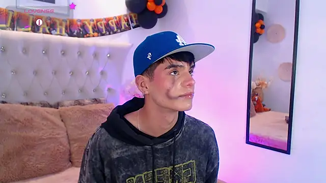 Dulcey  online show from October 2025 05:59:01 AM