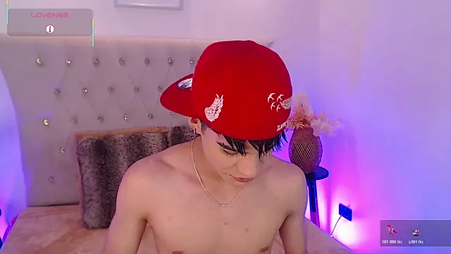 Dulcey  online show from November 2025 04:44:02 AM