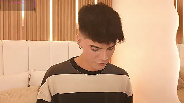 Snapshot of Dulcey_ chatting on March 2026 05:35:01 AM Dulcey online show from March 2026 05:35:01 AM