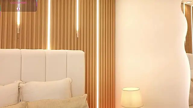 Snapshot of Dulcey_ chatting on March 2026 05:44:01 AM Dulcey online show from March 2026 05:44:01 AM