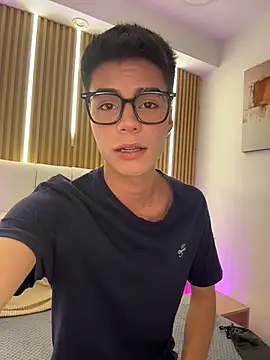 Snapshot of Dulcey_ chatting on March 2026 04:59:02 AM Dulcey online show from March 2026 04:59:02 AM