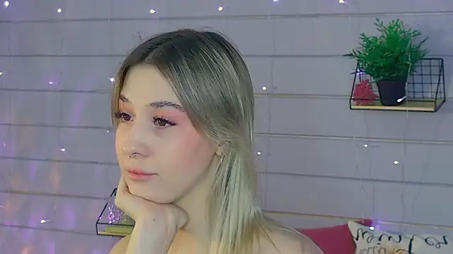 Bella svon online show from February 2026 05:22:02 PM