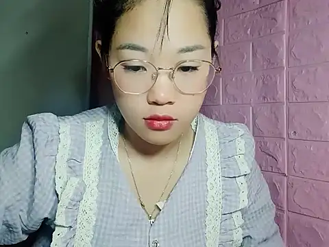 Snapshot of Maimai00 chatting on November 2025 04:23:02 AM Maimai00 online show from November 2025 04:23:02 AM