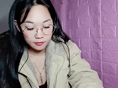 Snapshot of Maimai00 chatting on November 2025 02:28:02 PM Maimai00 online show from November 2025 02:28:02 PM