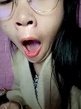 Snapshot of Maimai00 chatting on December 2025 12:06:01 AM Maimai00 online show from December 2025 12:06:01 AM