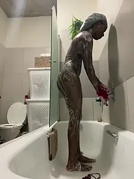 Snapshot of prettydollyy chatting on February 2026 08:40:02 PM prettydollyy online show from February 2026 08:40:02 PM