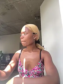 Snapshot of prettydollyy chatting on March 2026 08:41:01 AM prettydollyy online show from March 2026 08:41:01 AM